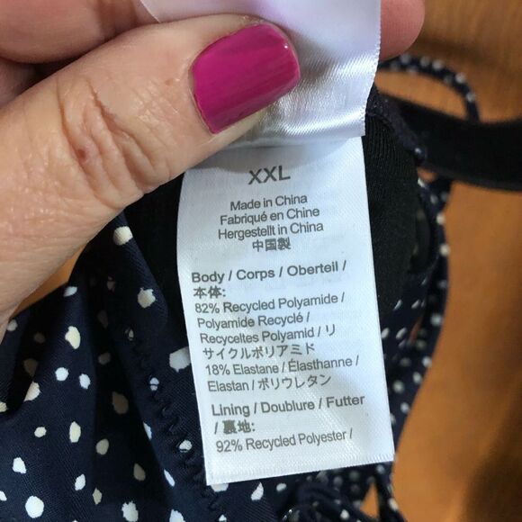 NWT J Crew Women’s Twist Strap Bikini Top in Dot Navy Blue & White Size XXL - Picture 9 of 12